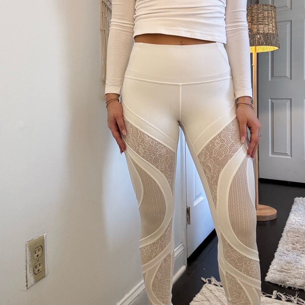 Lululemon SOLD OUT White Leggings